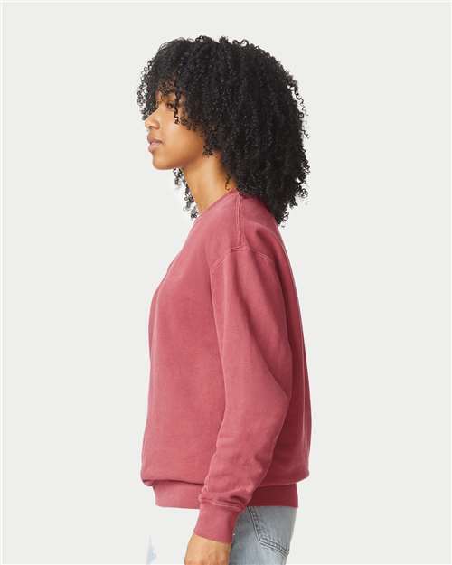 Comfort Colors Garment-Dyed Lightweight Fleece Crewneck Sweatshirt in Crimson, Small