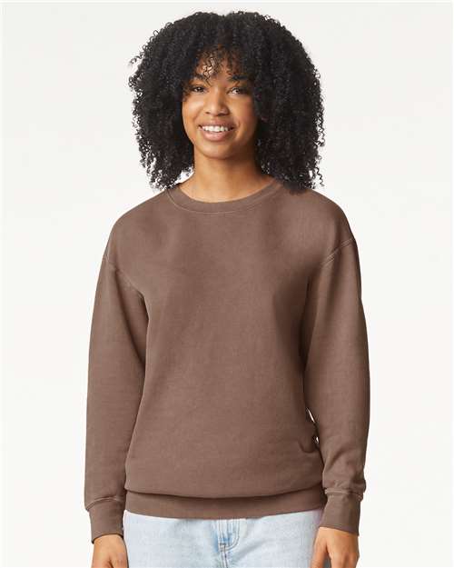 Comfort Colors Garment-Dyed Lightweight Fleece Crewneck Sweatshirt in Espresso, Small