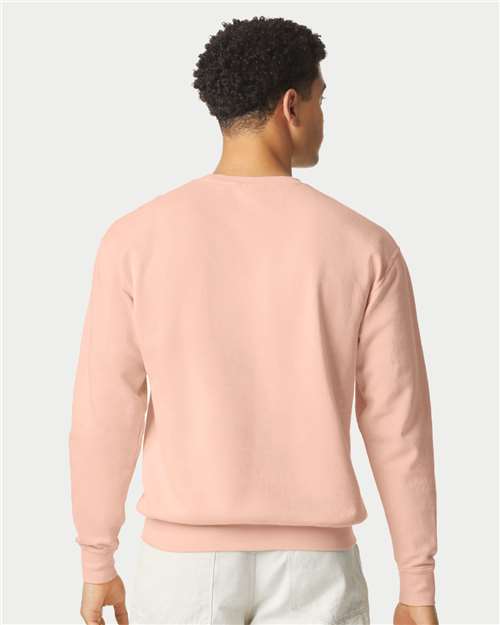 Comfort Colors Garment-Dyed Lightweight Fleece Crewneck Sweatshirt in Peachy, Small