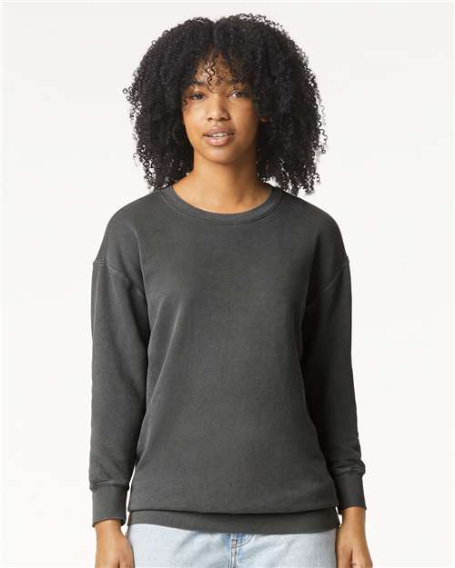 Comfort Colors Garment-Dyed Lightweight Fleece Crewneck Sweatshirt in Pepper, Small