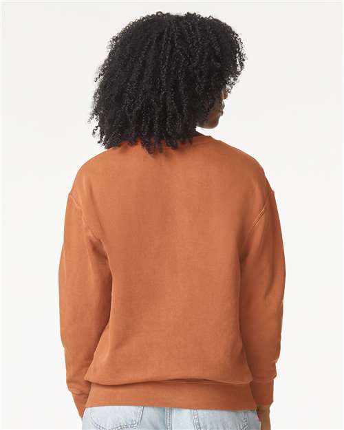 Comfort Colors Garment-Dyed Lightweight Fleece Crewneck Sweatshirt in Yam, Small