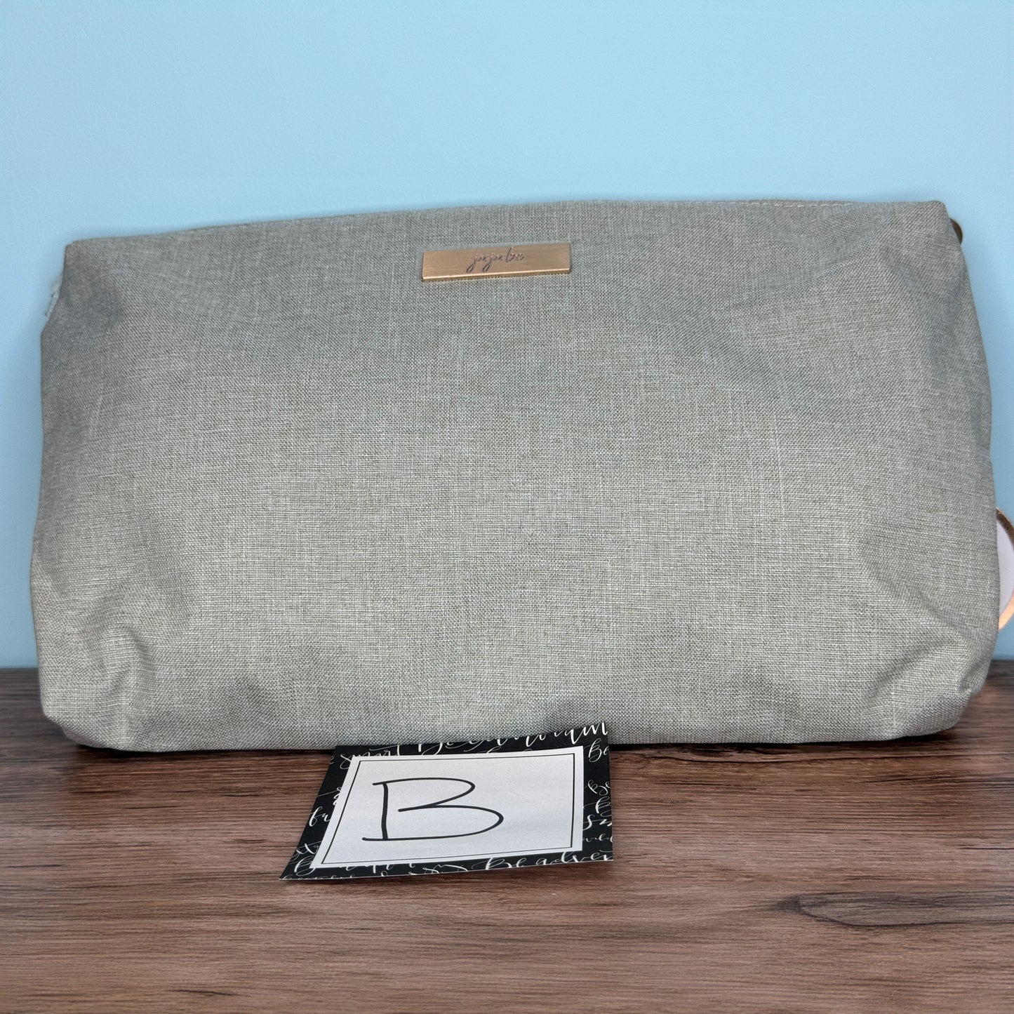 Ju-Ju-Be Be Quick in Chromatics Pebble
