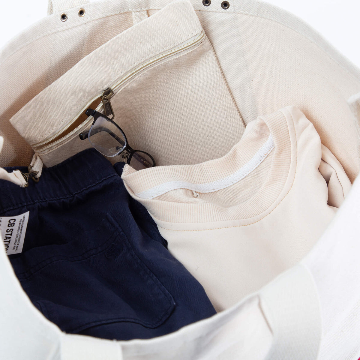 Personalized Grommet Tote for Everyday Carry, Gray alternate view 2
