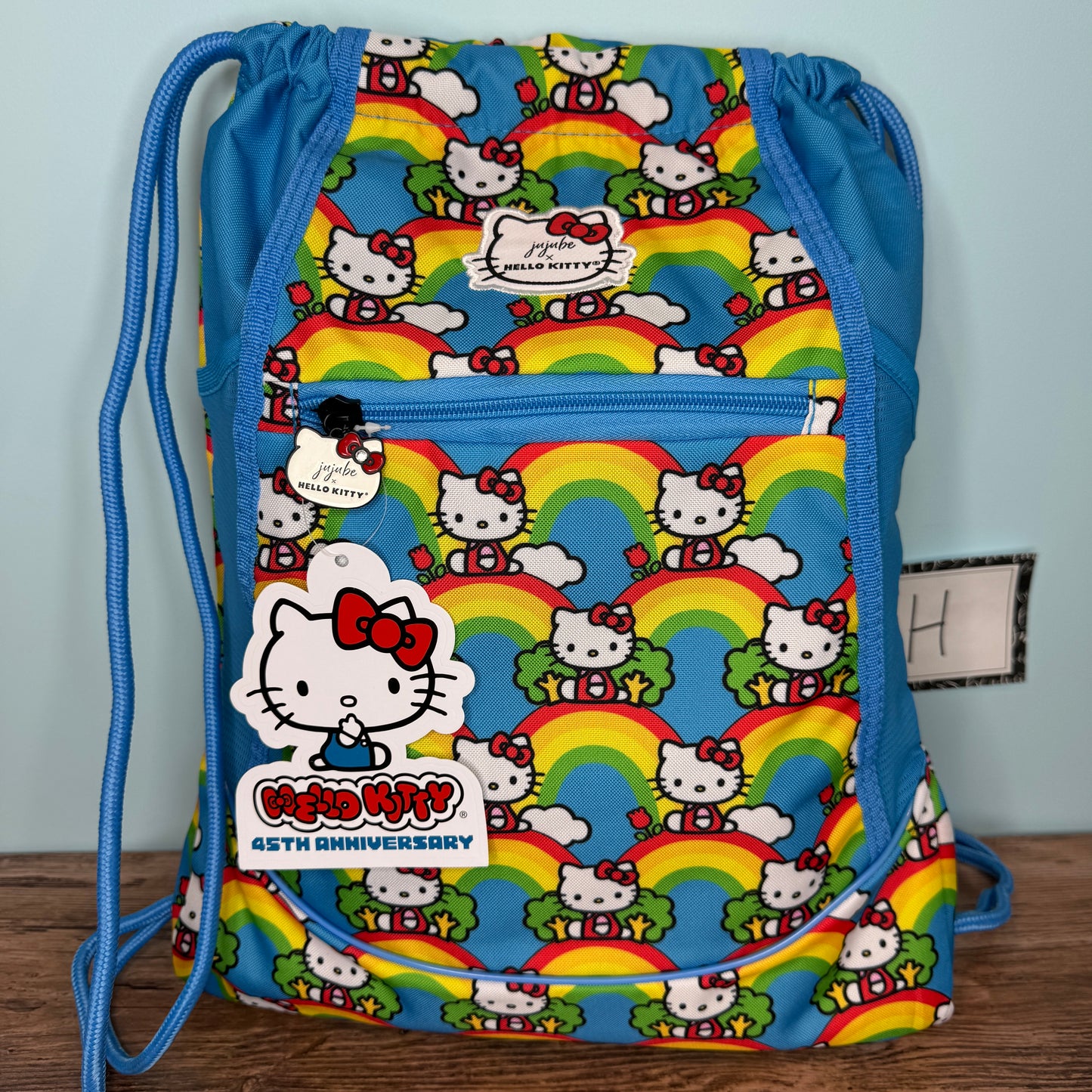 Hello Kitty x Ju-Ju-Be Grab & Go in Hello Rainbow