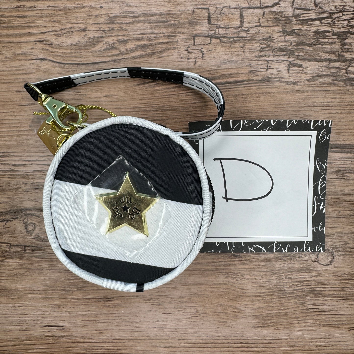 Ju-Ju-Be PaciPod in The First Lady
