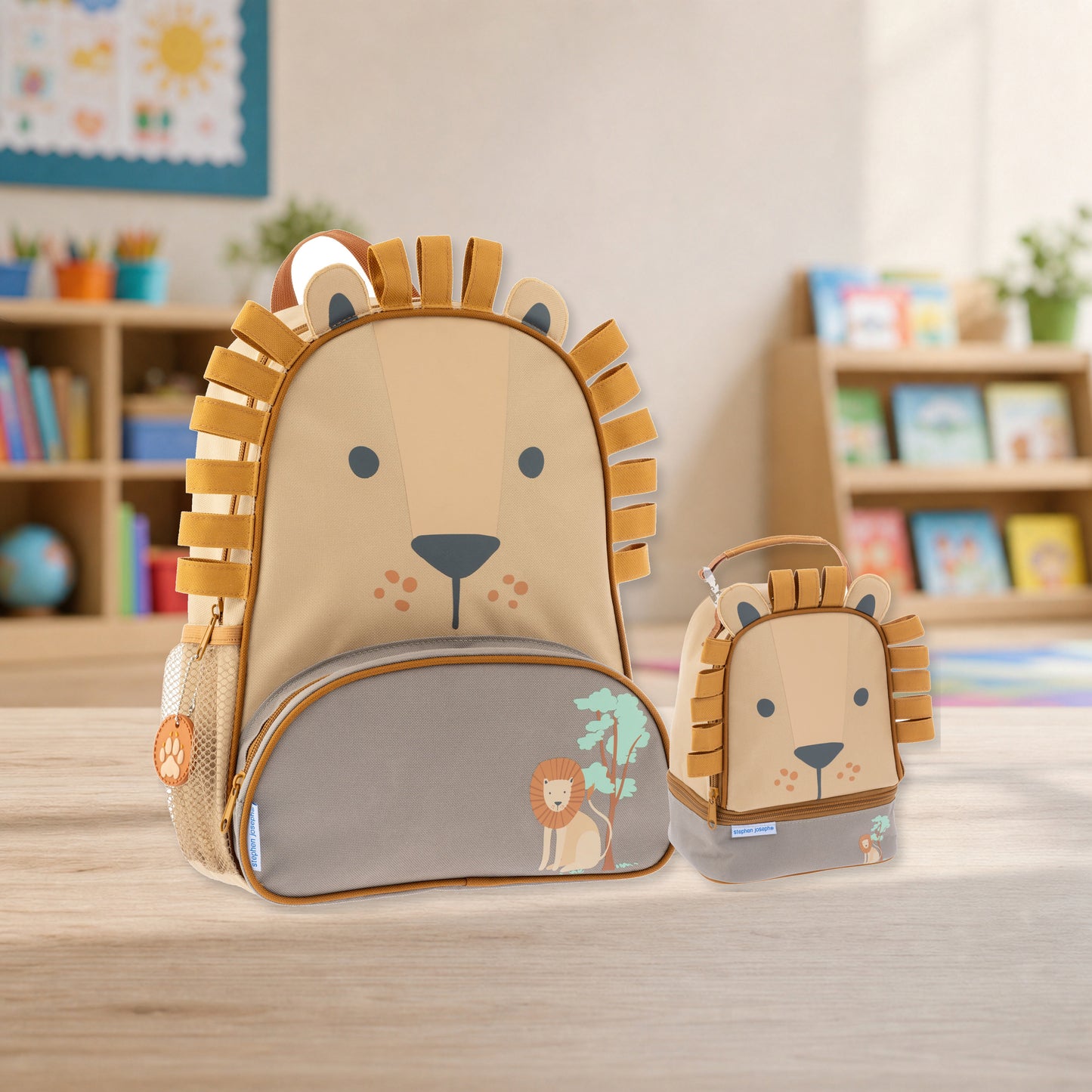 Stephen Joseph Character Lunch Pal Lunch Box, Lion matching SJ102034 backpack and lunchbox kit lifestyle image