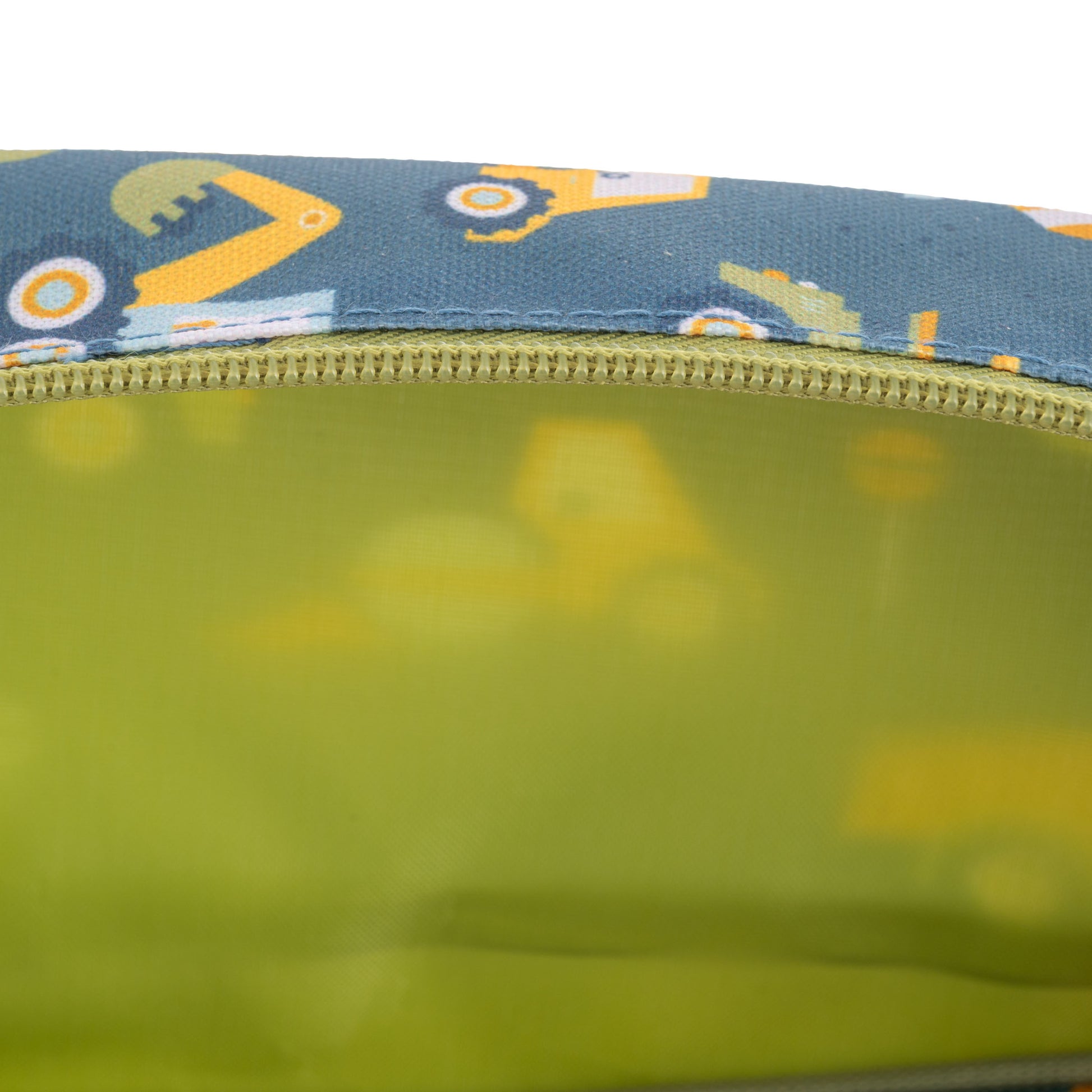 Stephen Joseph Toiletry Bag, Construction angle 3