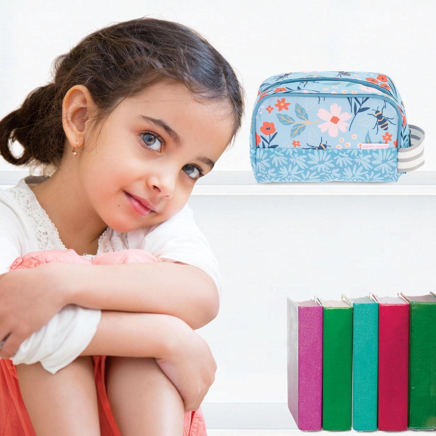Stephen Joseph Toiletry Bag, Bee angle 4