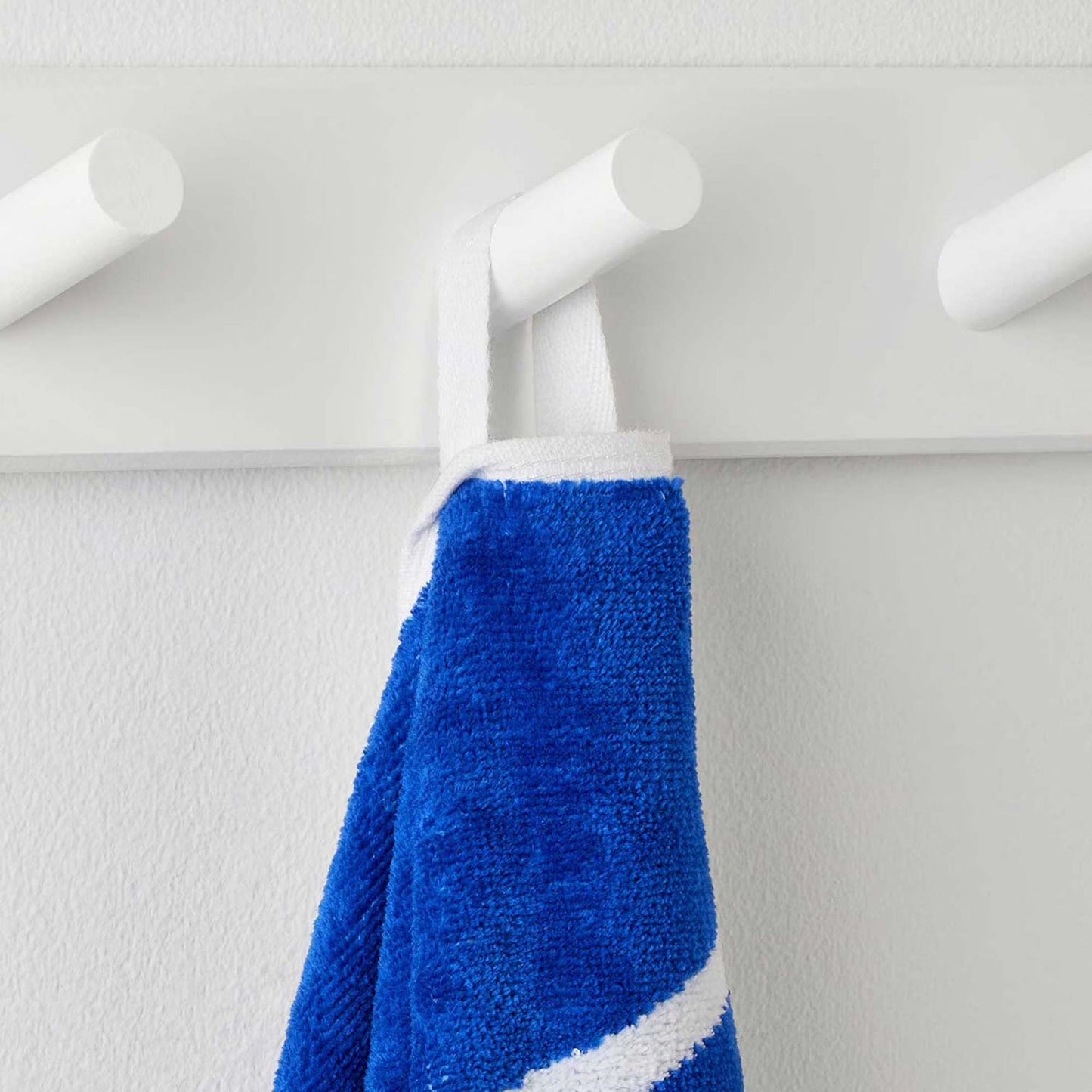 Personalized 40 x 72 in. Seahorse Beach Towel, alternate product view 1