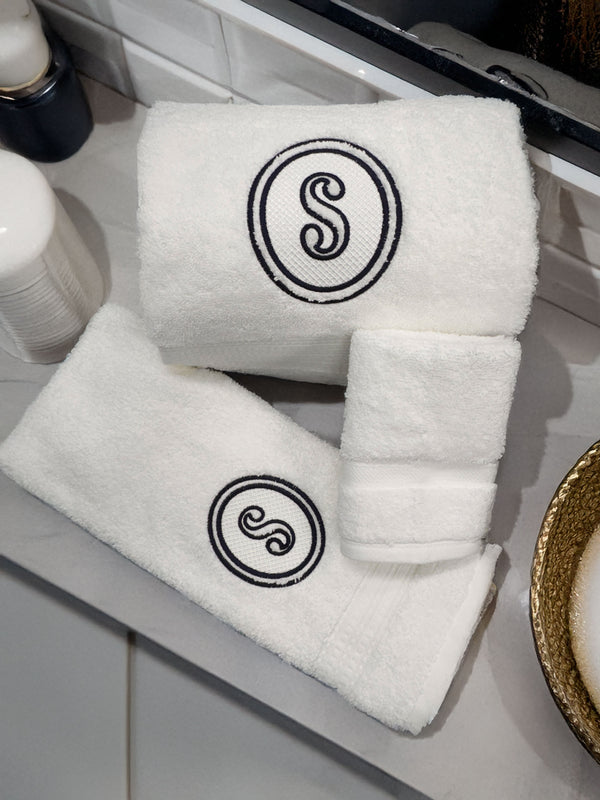 Monogrammed 3 Piece Bath Towel Set